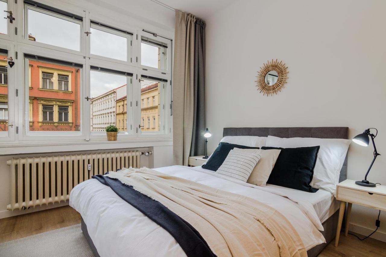 Apt In Prague Charles Bridge 1Km By Michal&Friends Exterior foto