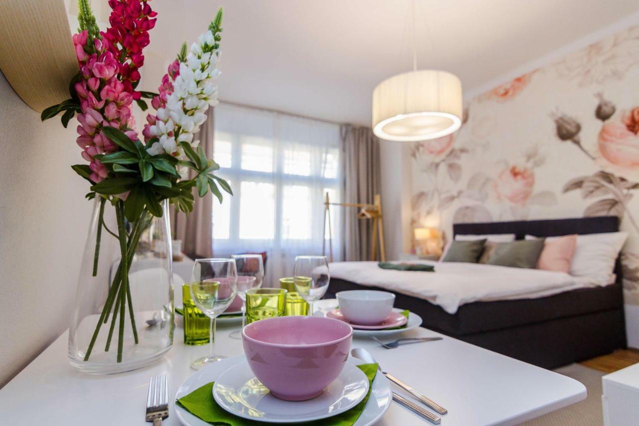 Apt In Prague Charles Bridge 1Km By Michal&Friends Exterior foto